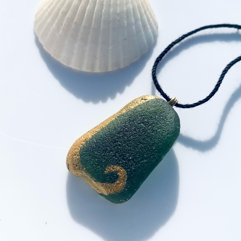 Gold Wave Seaglass Necklace - Picture 5 of 8